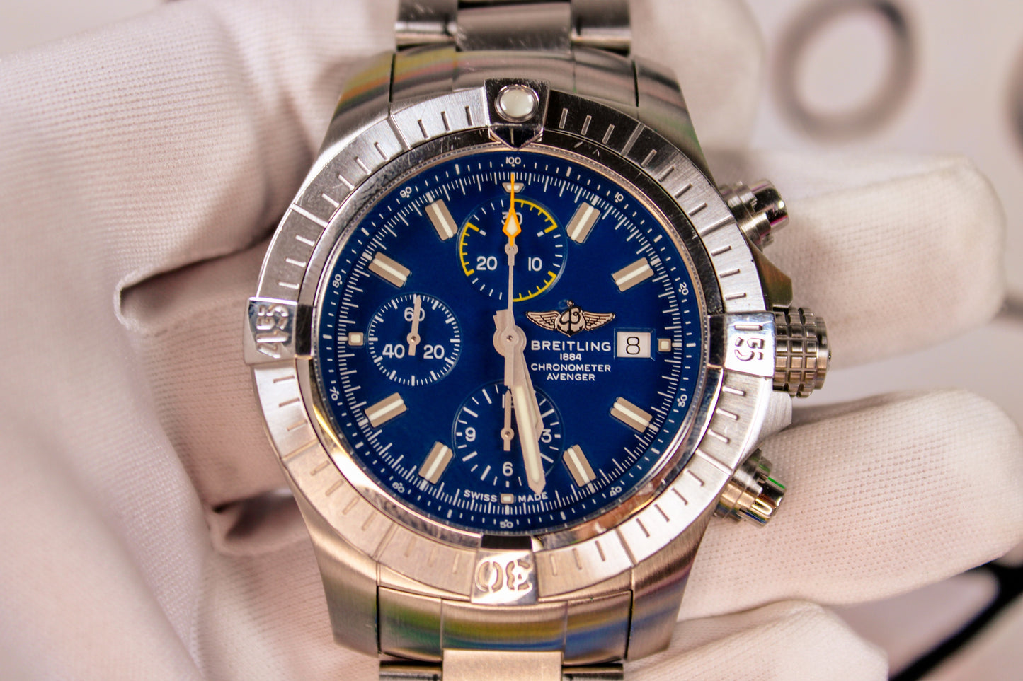Breitling Avenger Chronograph 45 A13317101C1A1