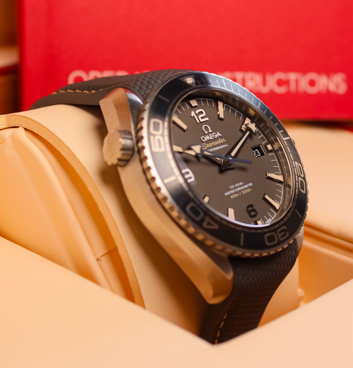 Omega Seamaster Planet Ocean 215.32.44.21.01.002