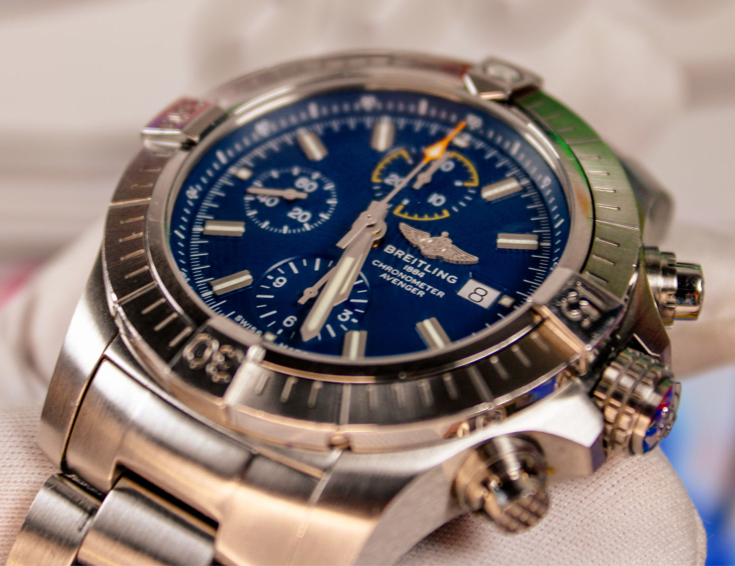 Breitling Avenger Chronograph 45 A13317101C1A1